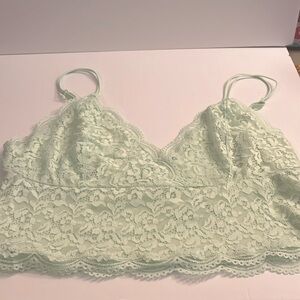 SO Pretty Little Layers Crop Tank